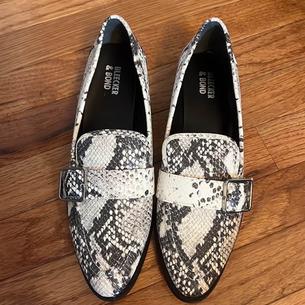 NEW IN BOX Bleecker & Bond Demi Print Black/Off White Low Heel Shoes | 7.5 M